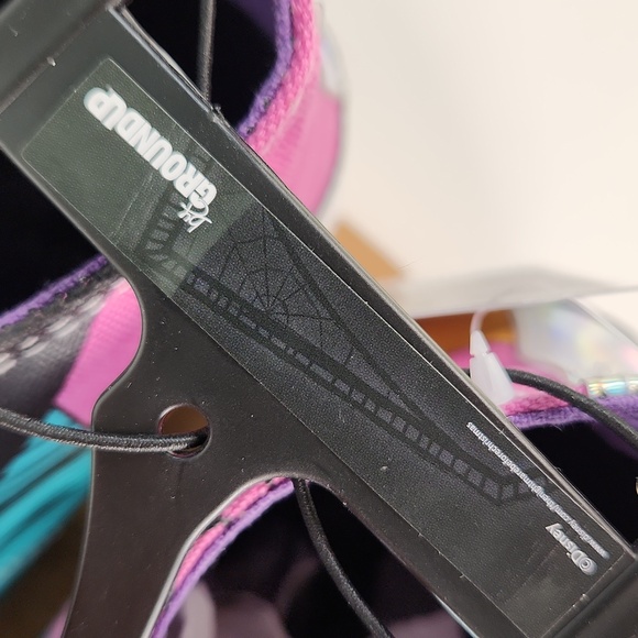 Tim Burton The Nightmare Before Christmas Size 6 1/2 Med Top Sneakers DISNEY NWT - Picture 11 of 17